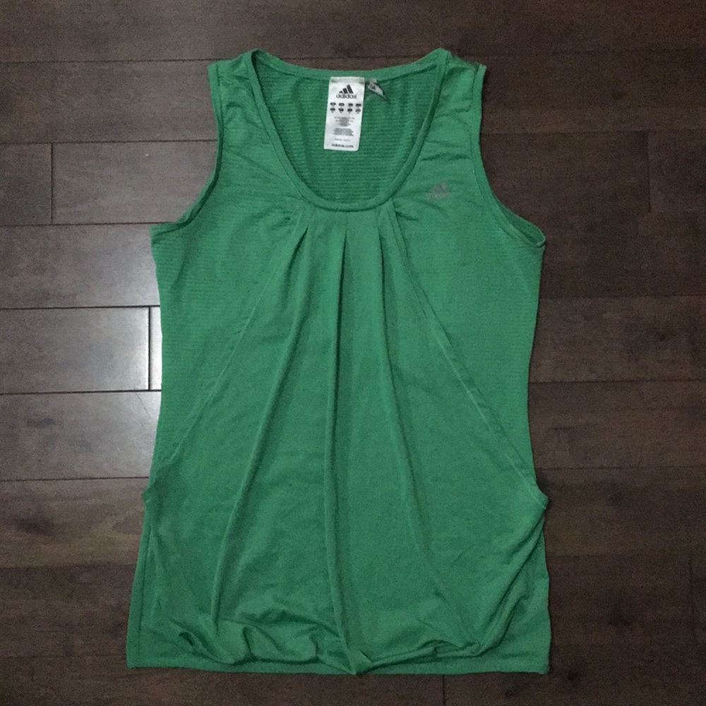 Adidas climalite top- size medium